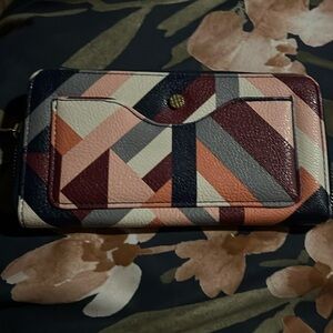 Multi color wallet